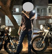 Mr Ray - Male escort in New Delhi