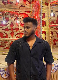 Mr Romantic - Acompañantes masculino in Siliguri Photo 1 of 2