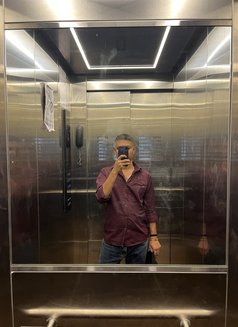 MR. ROY $ FREE🥂 VIP/VVIP - Acompañantes masculino in Ahmedabad Photo 5 of 5