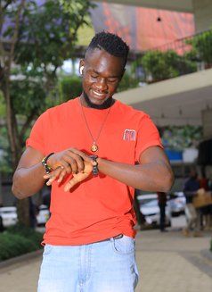 Mr Rr #Ladies Only - Acompañante masculino in Nairobi Photo 3 of 5