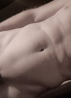 Mr. Sade - Male escort in Beijing Photo 3 of 4