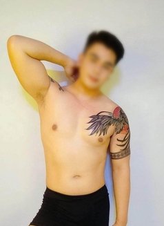 Mr. Sensual Xxx - Male escort in Singapore Photo 1 of 3