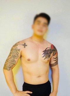 Mr. Sensual Xxx - Male escort in Singapore Photo 2 of 3