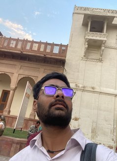 Mr sex psychologist independent escort - Male escort in New Delhi Photo 11 of 11