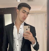 Mr. 小龙 - Male adult performer in Guangzhou