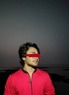 Mr Strong Grip - Acompañantes masculino in Mumbai Photo 1 of 4