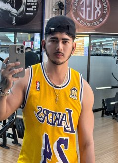 Mr Swabe - Male companion in Manila Photo 16 of 18