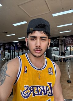 Mr Swabe - Male companion in Manila Photo 17 of 18