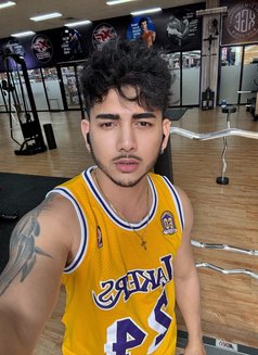 Mr Swabe - Male companion in Manila Photo 18 of 18