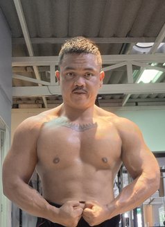 MR TH - Male escort in Bangkok Photo 5 of 5