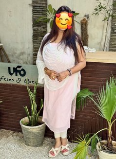 Muslim patola Cam/Real meet anal - escort in New Delhi Photo 4 of 7