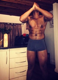 Mr Ultra - Acompañantes masculino in Johannesburg Photo 6 of 7
