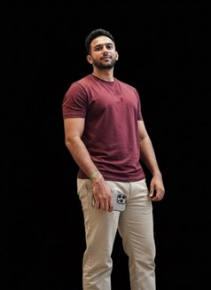 Mr.Vampire (Rehan De Silva)🧛🏻 (VIP) - Male escort in Colombo Photo 5 of 5