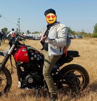 Mr. Velvet Touch - Acompañantes masculino in Hyderabad