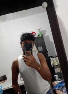 Mr. X - Male escort in Abu Dhabi Photo 2 of 2