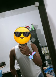 Mr. X The Pussy eater and Squirt maker - Male escort in Abu Dhabi Photo 4 of 5