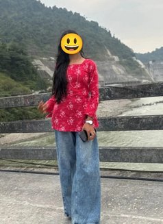 Mriganki - puta in New Delhi Photo 4 of 6