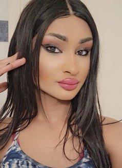 Mrina. Touma - Transsexual escort in Beirut Photo 4 of 6