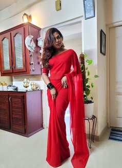 Mrithula (Model & Artist) Top/ Btm mallu - Acompañantes transexual in Kochi Photo 9 of 18