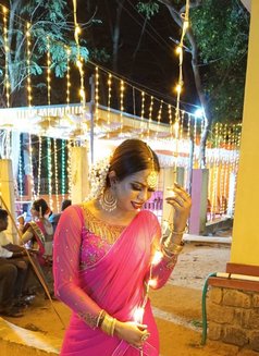 Mrithula (Model & Artist) Top/ Btm mallu - Acompañantes transexual in Kochi Photo 13 of 18