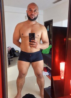 MrLuxuryNight - Acompañantes masculino in Bangalore Photo 6 of 6