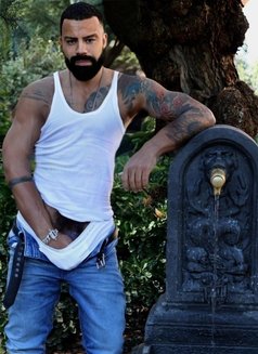 MrTHICK8 - Male escort in Limassol Photo 6 of 12