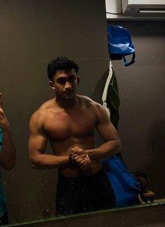 Mrunmay (Mumbai) - Male escort in Mumbai Photo 3 of 3