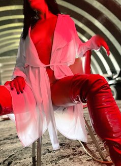 Ms. B Styles - puta in Moncton, New Brunswick Photo 16 of 17