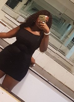 Ms Candy - escort in Kampala Photo 2 of 4