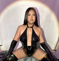 Ms. Holy the massive dick 🇵🇭 - Acompañantes transexual in Abu Dhabi Photo 1 of 27