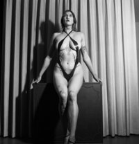 Ms Simone Reage - Dominadora in Dublin