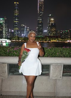 Ms Tee - puta in Guangzhou Photo 7 of 7