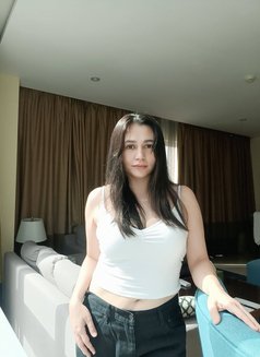 Msgray - escort in Dubai Photo 1 of 6
