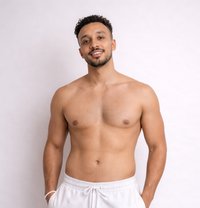 Muaaz - masseur in Abu Dhabi