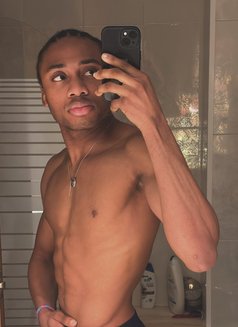 Muba - Acompañantes masculino in Barcelona Photo 2 of 7