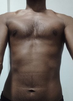 Muditha Madhawa - Acompañantes masculino in Colombo Photo 2 of 2