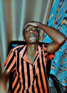 Muelzzy - Male adult performer in Nairobi Photo 4 of 4