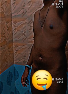 Muelzzy - Male adult performer in Nairobi Photo 5 of 5