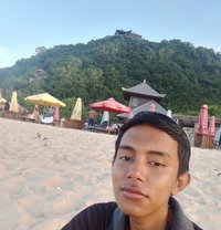 Muhammad Zulfiqar - Intérprete masculino de adultos in Bali