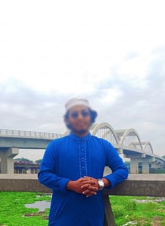 Mujahid - Acompañantes masculino in Dhaka Photo 2 of 3