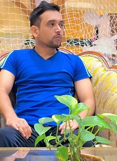 Mukesh - Male escort in Mumbai Photo 9 of 9
