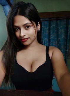 Mukti Sharma Gfe Meet & Cam session - escort in Hyderabad Photo 2 of 3