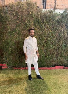 Mukul - Male escort in Jodhpur Photo 24 of 24