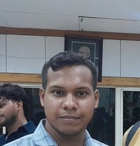 Mukul - Male companion in New Delhi