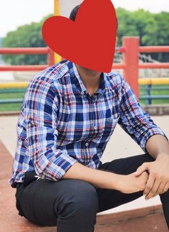 Mukul Massage boy - Male escort in Navi Mumbai Photo 1 of 1