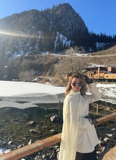 Mulan - escort in Hong Kong Photo 8 of 9