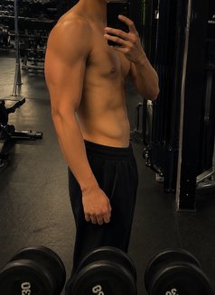 Mumbai 6 July to 10 July - Male escort in Mumbai Photo 2 of 3