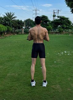 Sagnik , indian male escort kolkata - Acompañantes masculino in Kolkata Photo 5 of 7