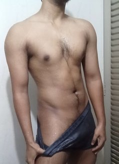 Mumbai Male Escort - Acompañantes masculino in Mumbai Photo 7 of 9