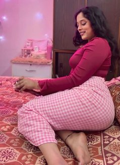 Mumbai Vip Call Girls Service 24*7 - puta in Mumbai Photo 1 of 3